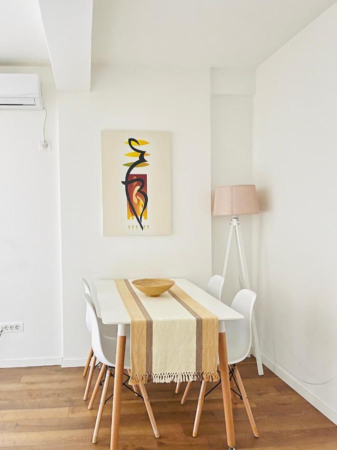 Tower Apartment Prishtine Bagian luar foto
